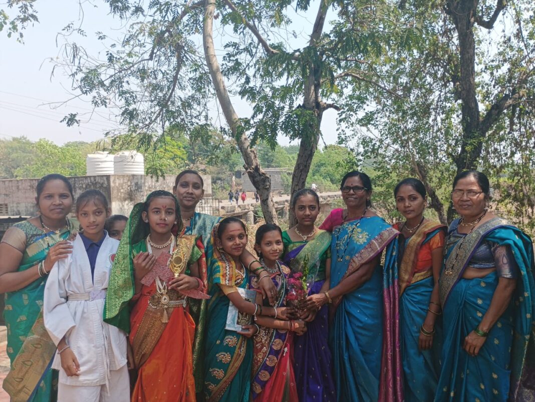 जिल्हा परिषद मराठी शाळा परसाडे में महिला दिवस उत्साहपूर्वक संपन्न