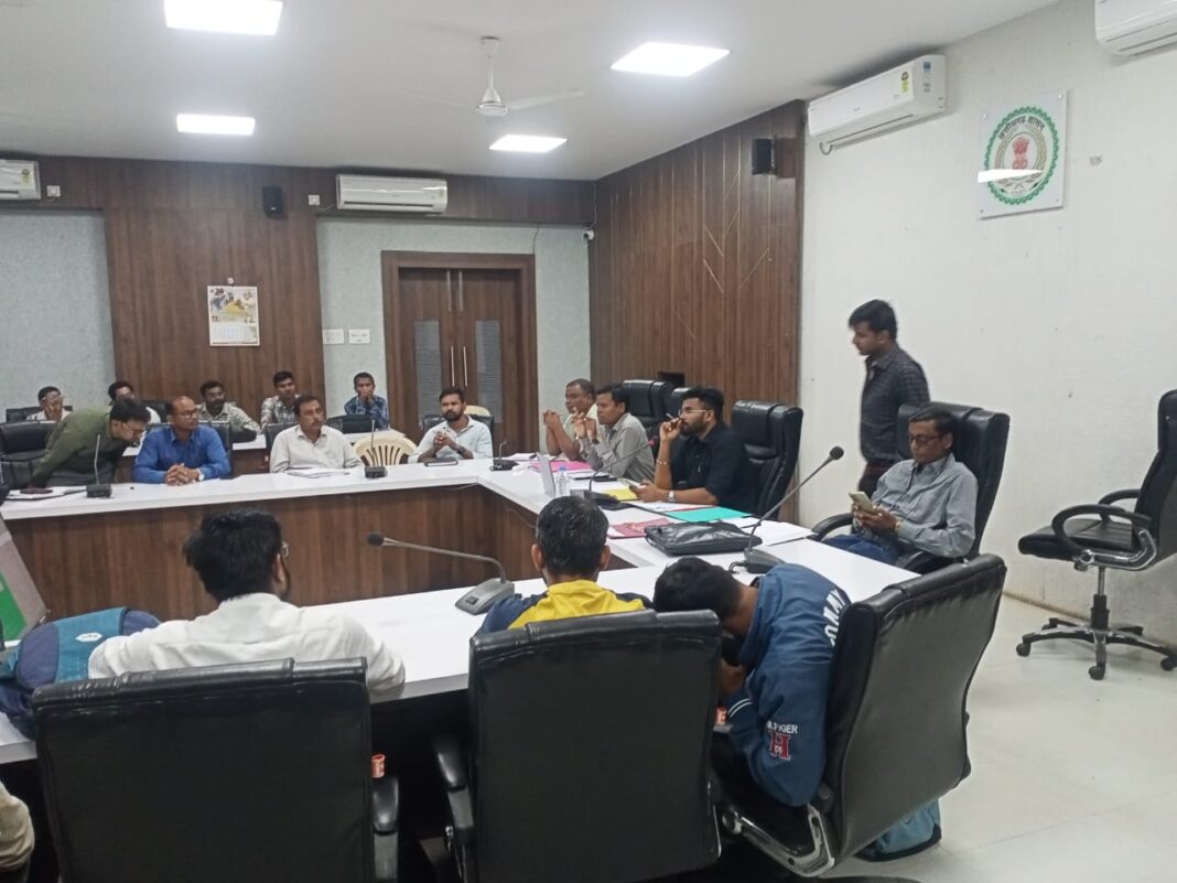 धान खरीदी के सुचारू संचालन हेतु सहायक समिति प्रबंधको एवं डाटा एंट्री ऑपरेटरों का एक दिवसीय प्रशिक्षण सम्पन्न